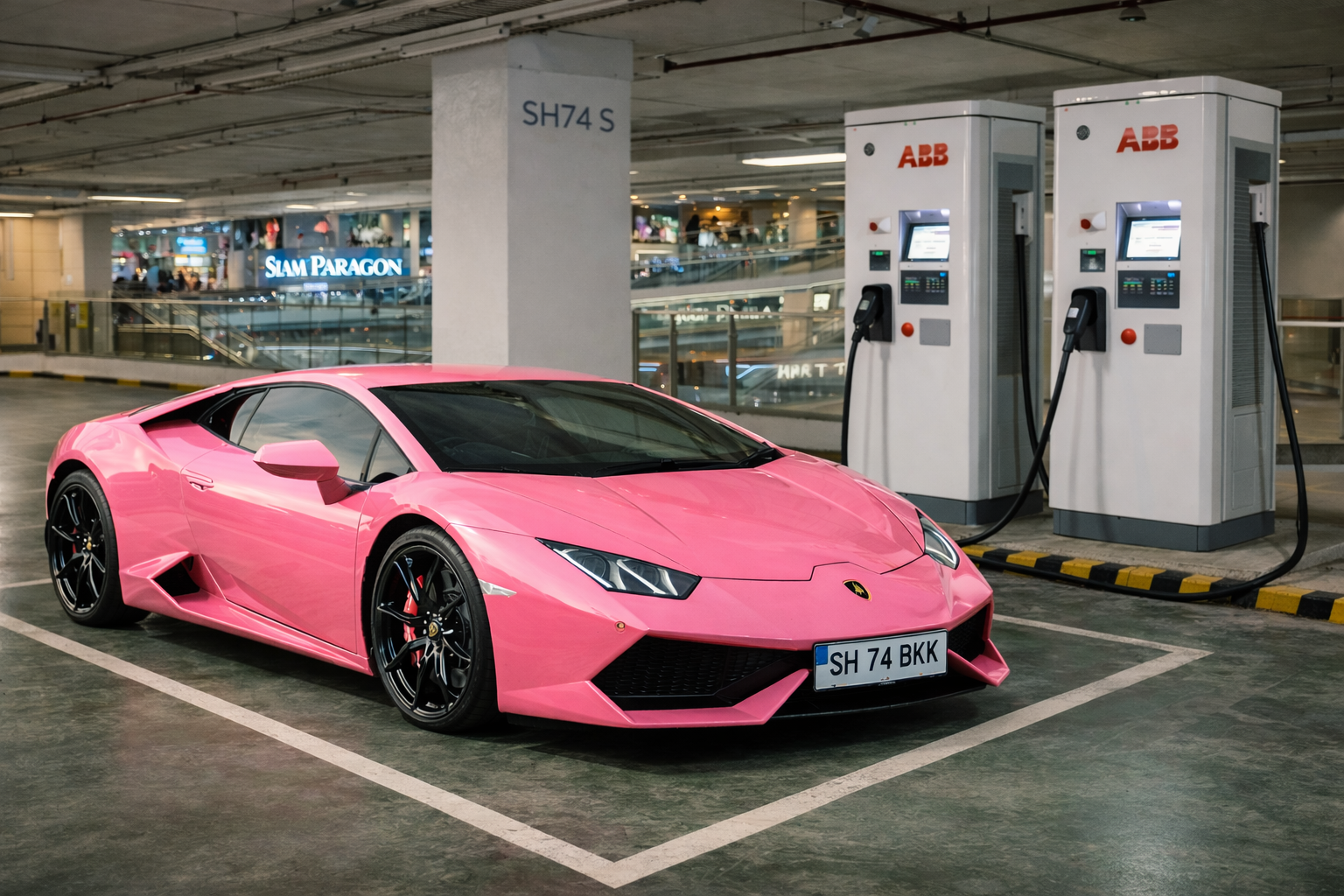 ชาร์จรถที่สยามพาราก้อน